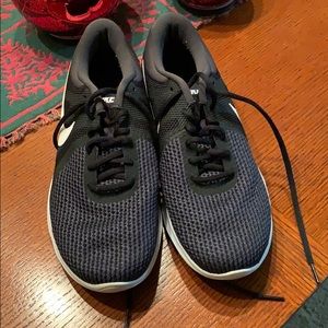 Black Men’s Nike’s Barley Worn!